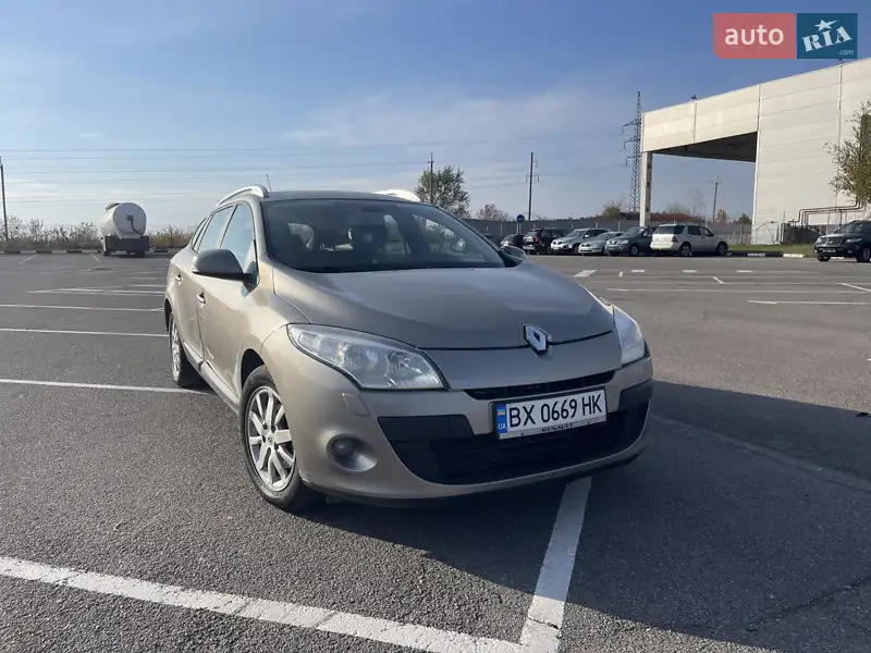2010 renault megane