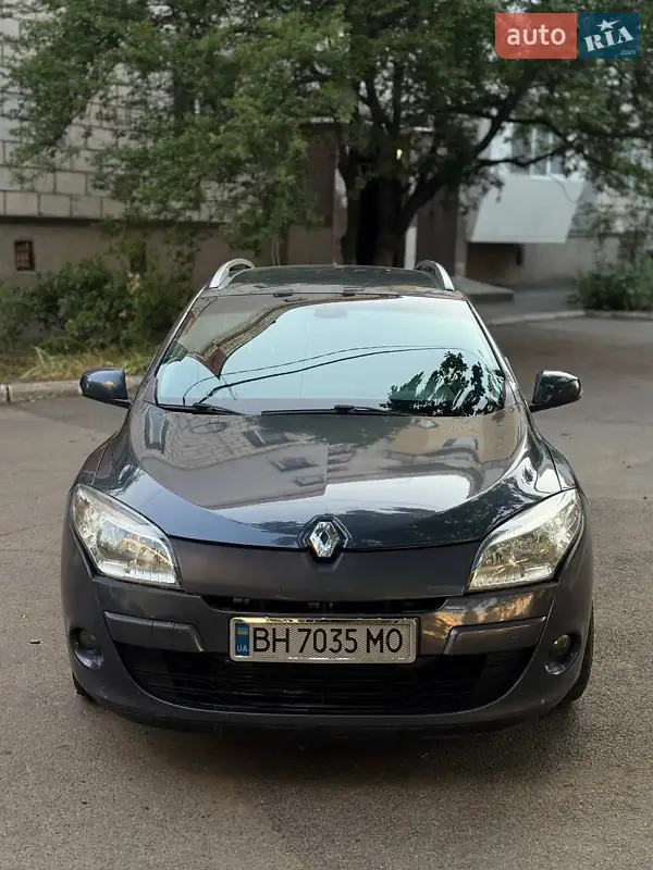 2010 renault megane