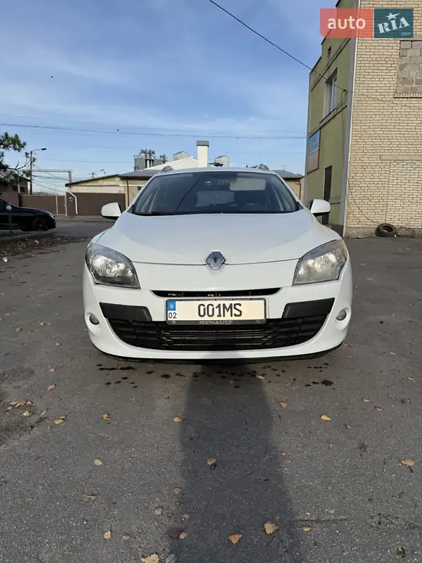 2010 renault megane