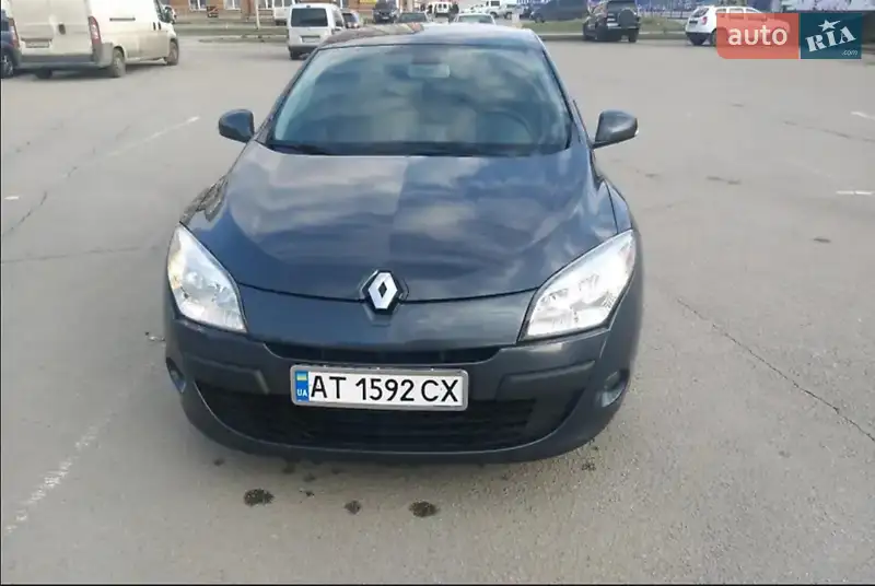 2010 renault megane