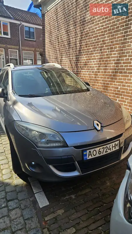 2010 renault megane