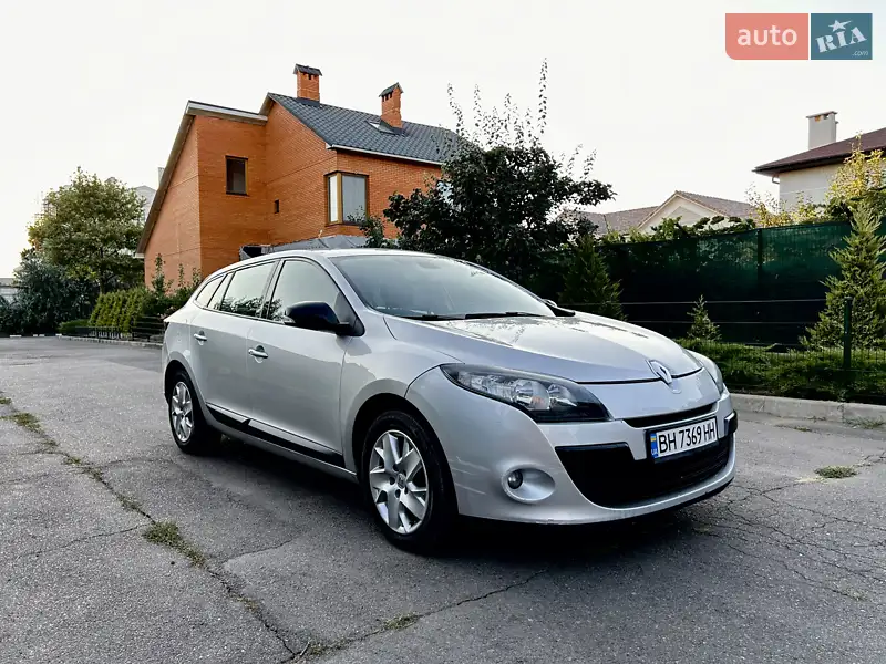 2011 renault megane