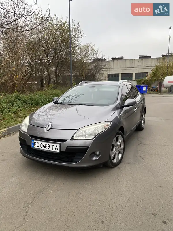 2010 renault megane