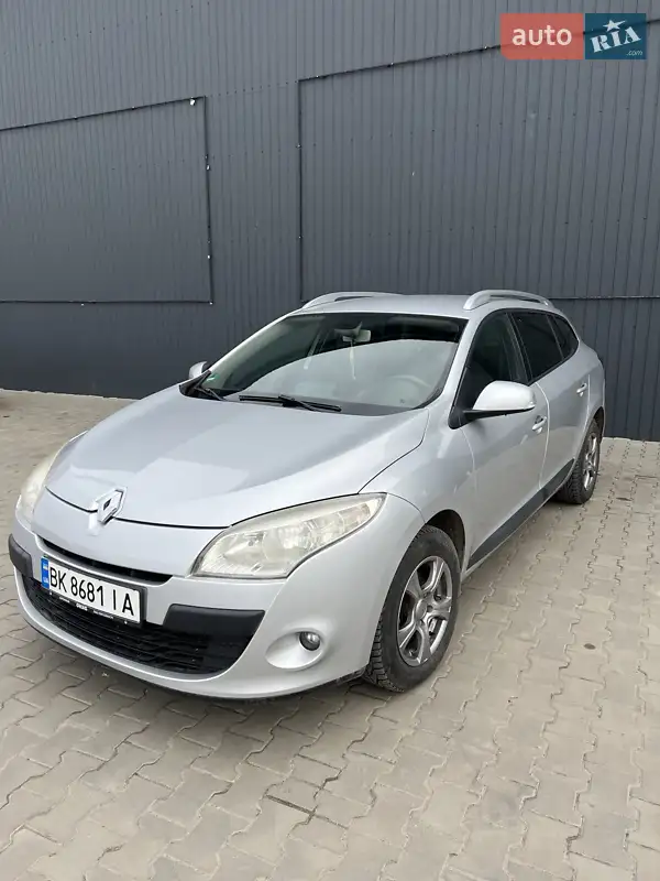 2010 renault megane