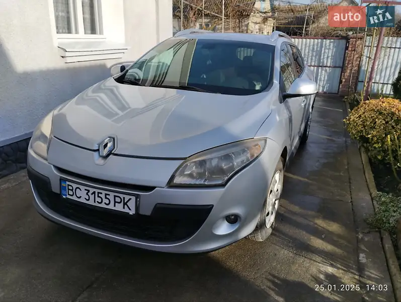 2010 renault megane