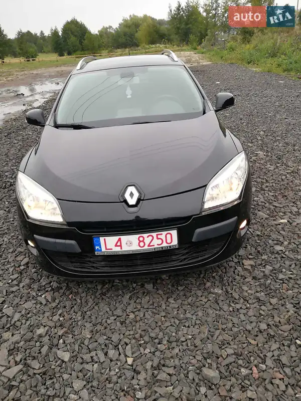 2010 renault megane