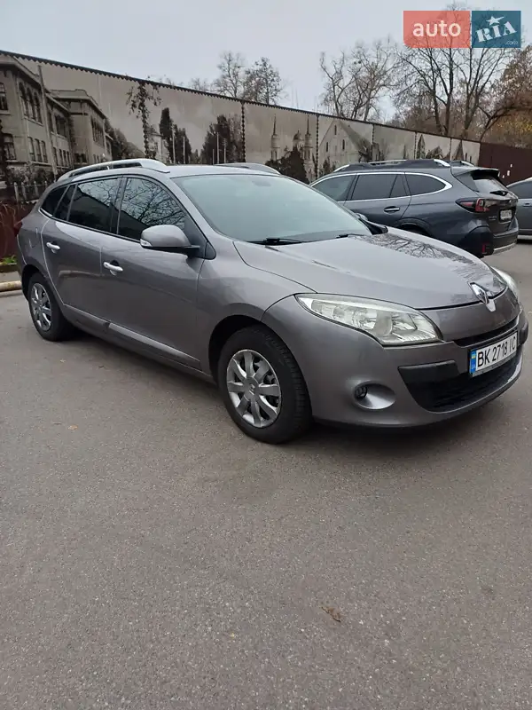 2011 renault megane