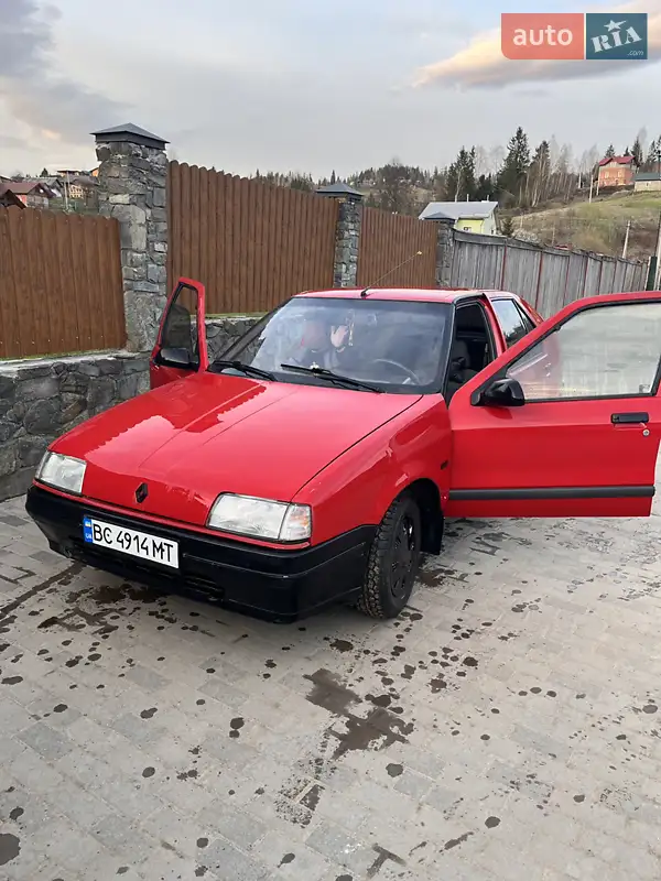 1989 renault 19