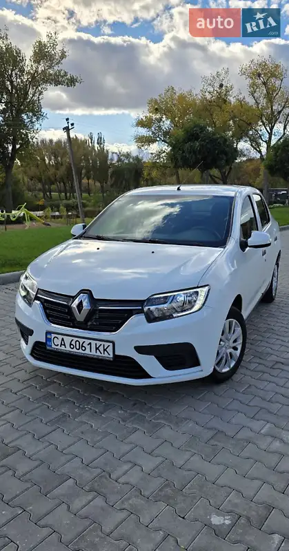 2021 renault logan
