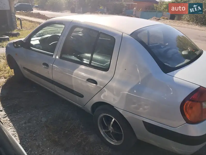 2003 renault clio symbol