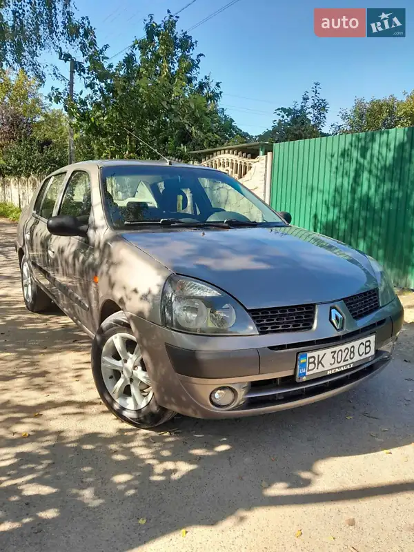 2004 renault symbol