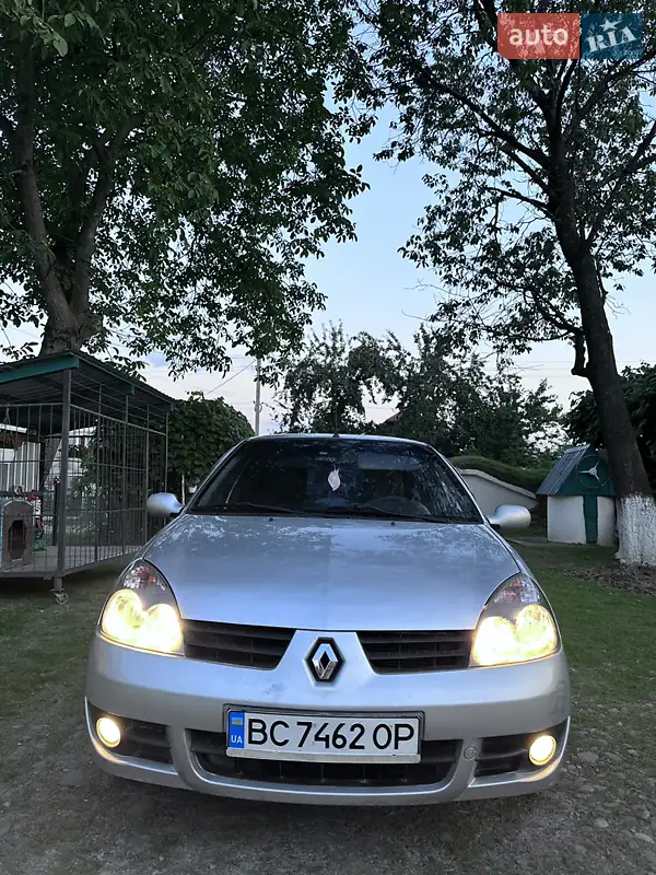 2008 renault clio simbol