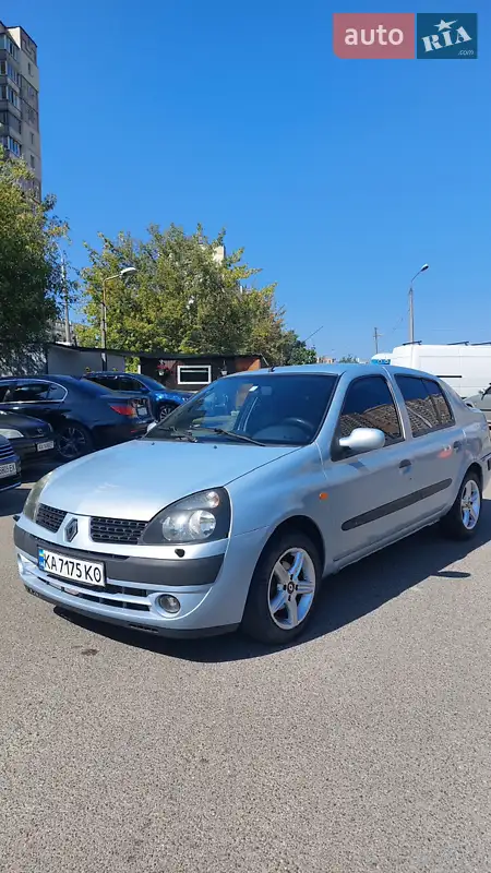 2003 renault clio