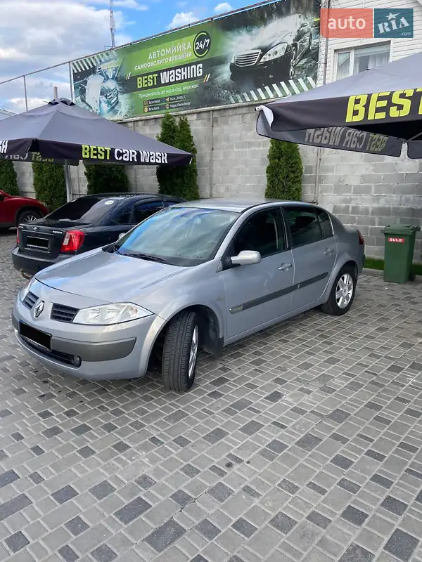 2004 renault megane