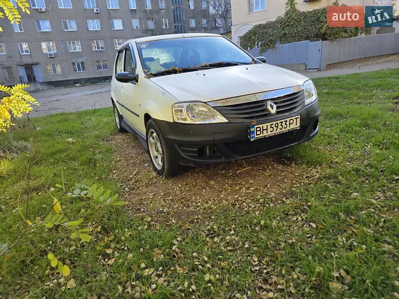 2010 renault logan