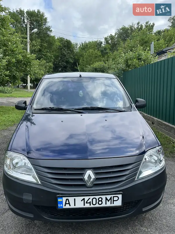 2010 renault logan
