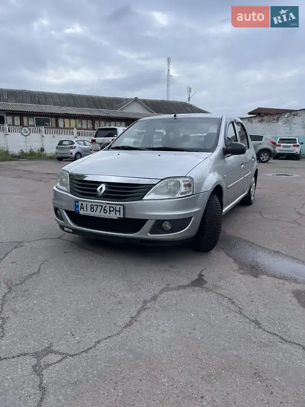 2012 renault logan