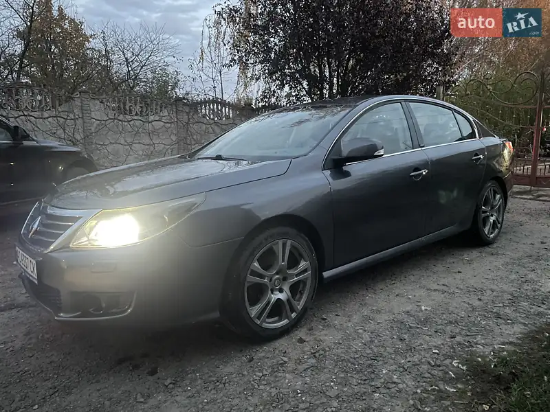 2011 renault latitude
