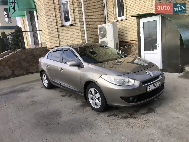 2010 renault fluence