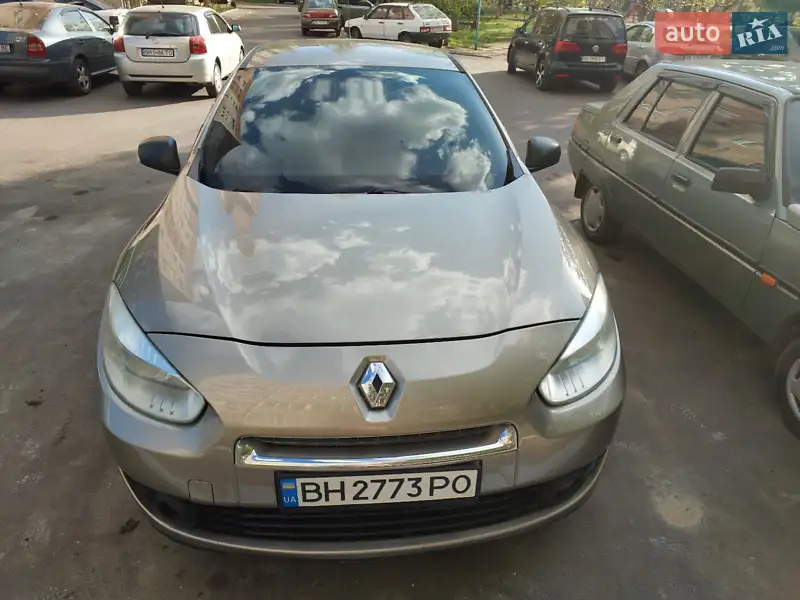 2011 renault fluence