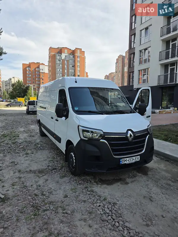 2020 renault master