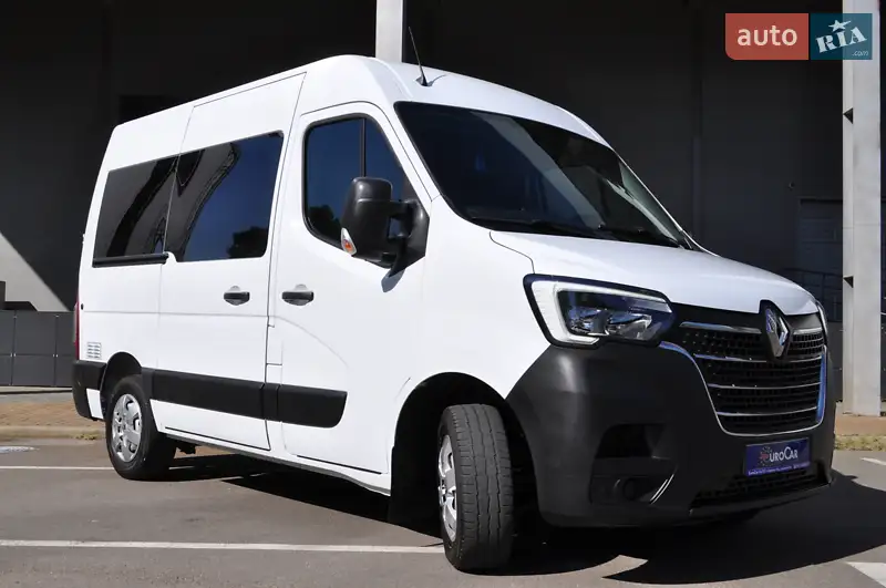 2019 renault master