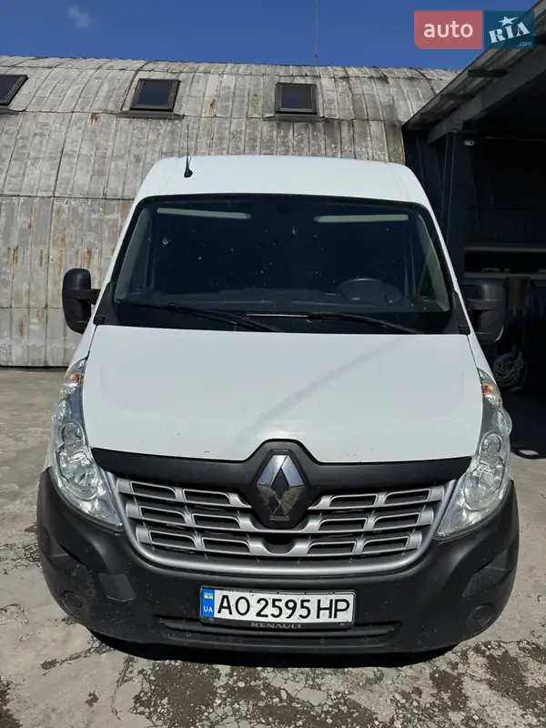 2018 renault master