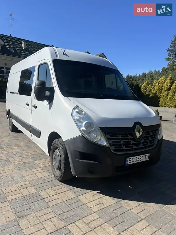 2017 renault master