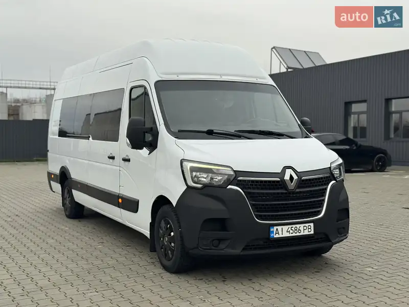 2019 renault master