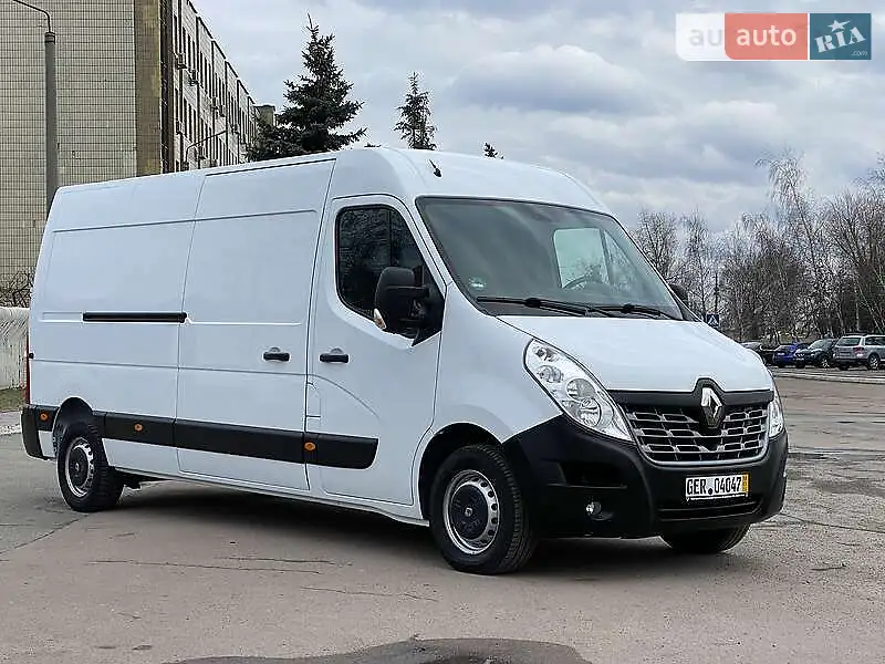 2019 renault master