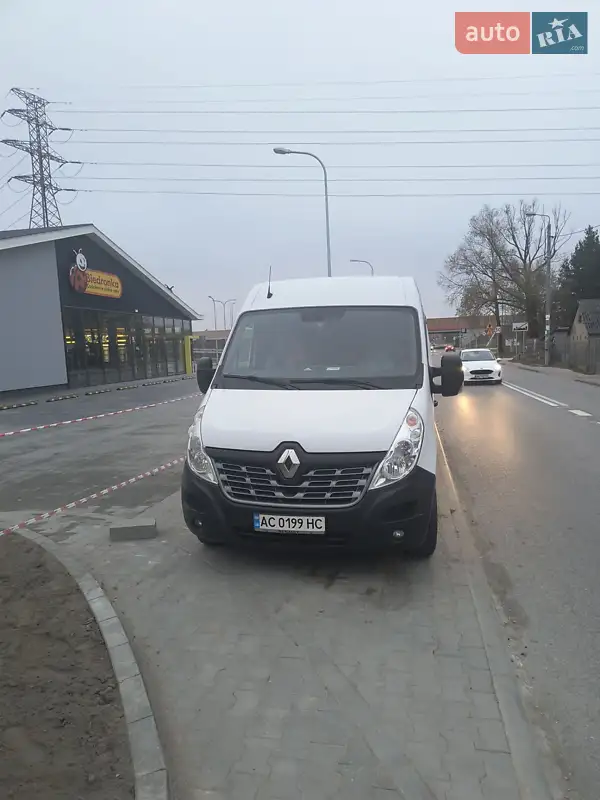 2018 renault master