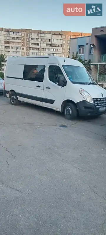 2012 renault master