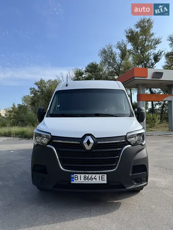 2024 renault master