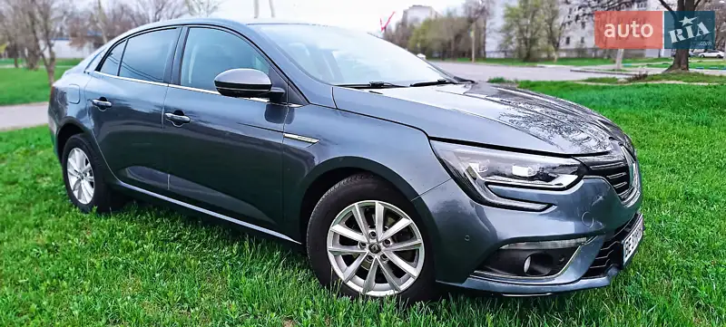 2019 renault megane