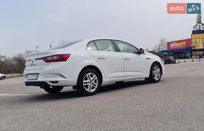 2019 renault megane