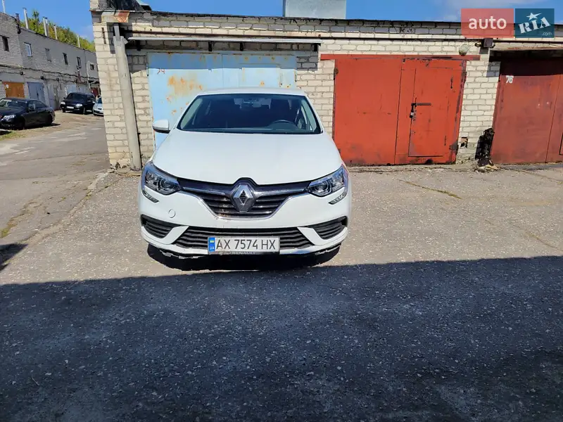 2019 renault megane