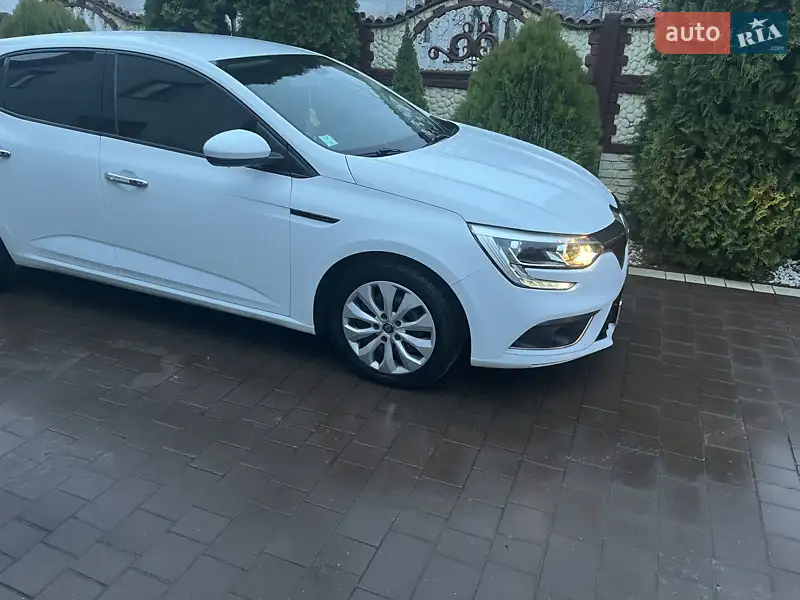 2016 renault megane