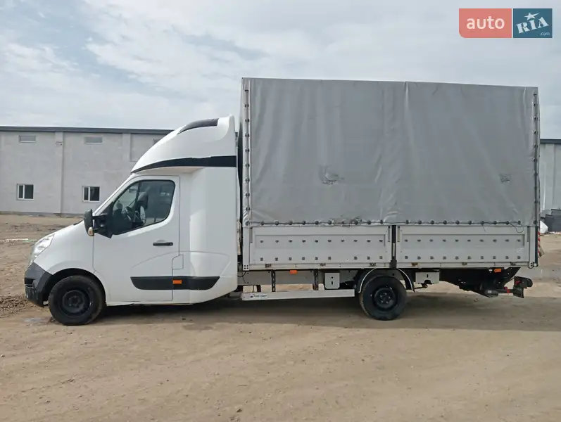 2018 renault master