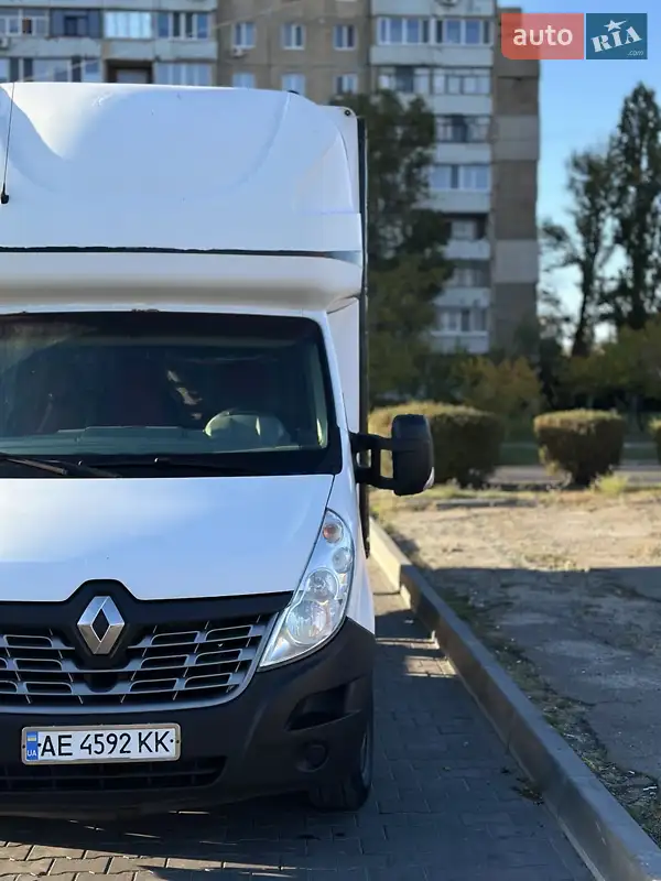 2017 renault master