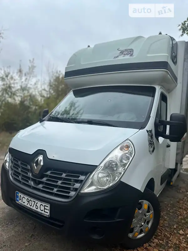 2017 renault master
