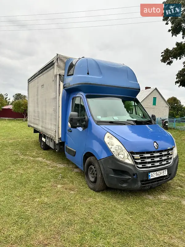 2012 renault master