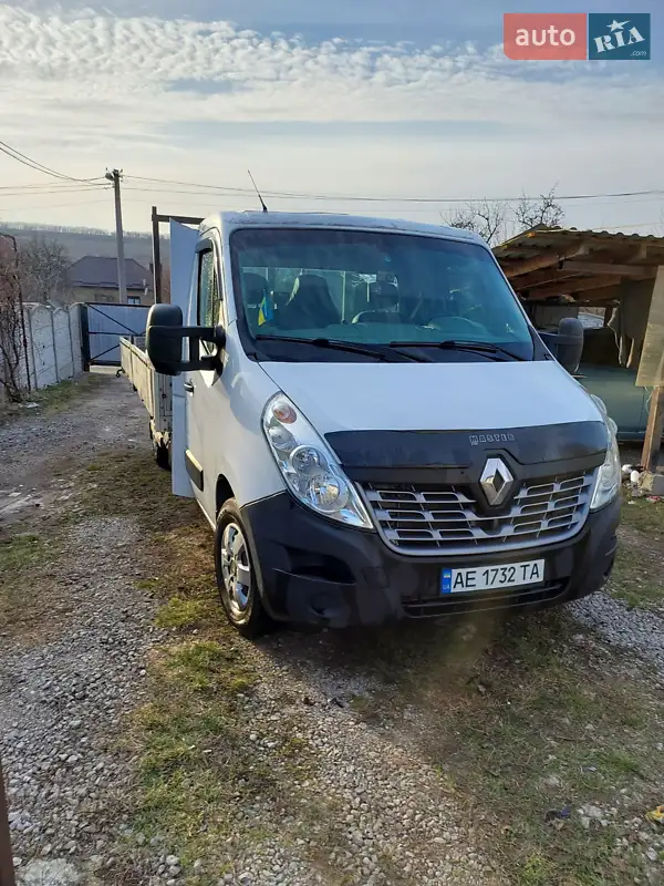 2016 renault master