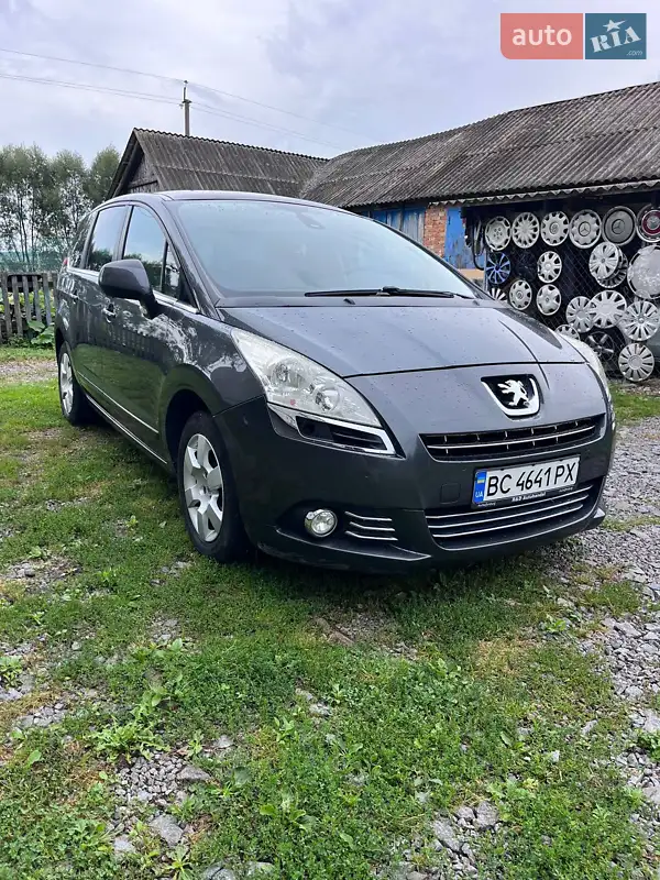 2010 peugeot 5008