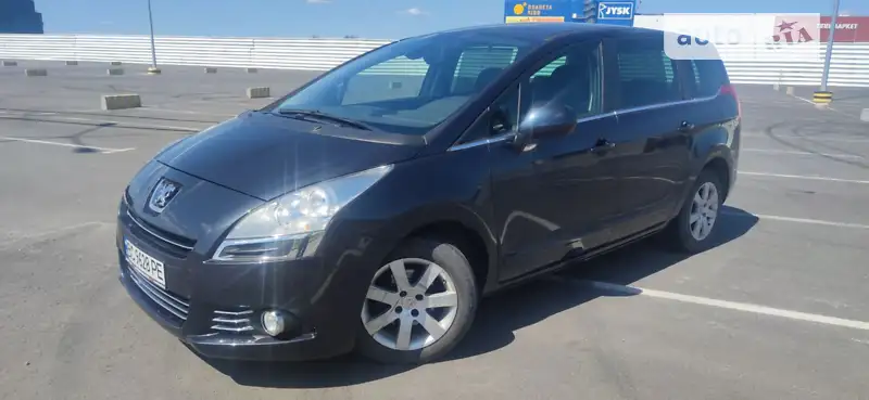 2013 peugeot 5008