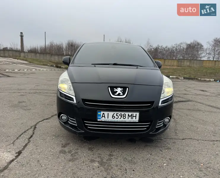 2011 peugeot 5008