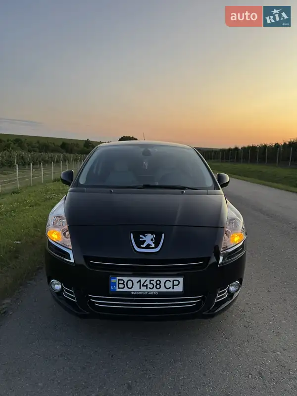 2011 peugeot 5008