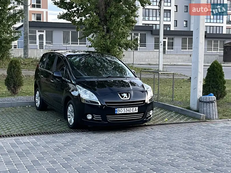 2011 peugeot 5008