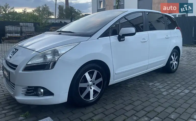 2012 peugeot 5008