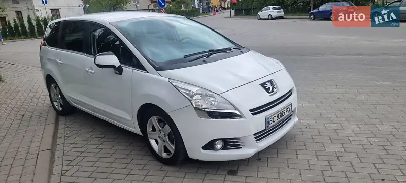 2012 peugeot 5008