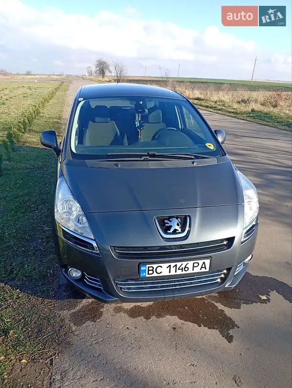 2009 peugeot 5008
